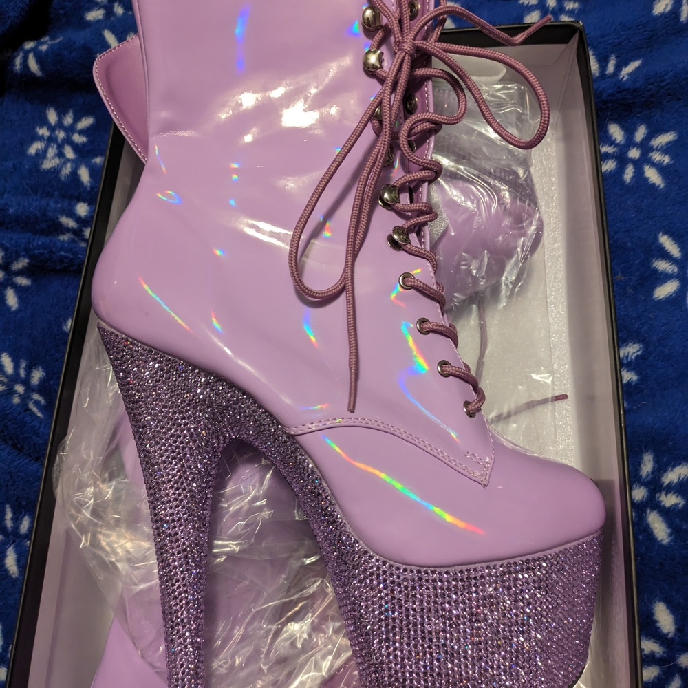 Iridescent Purple Lilac Lavender Platform Heel Boots - Picture 3 of 11